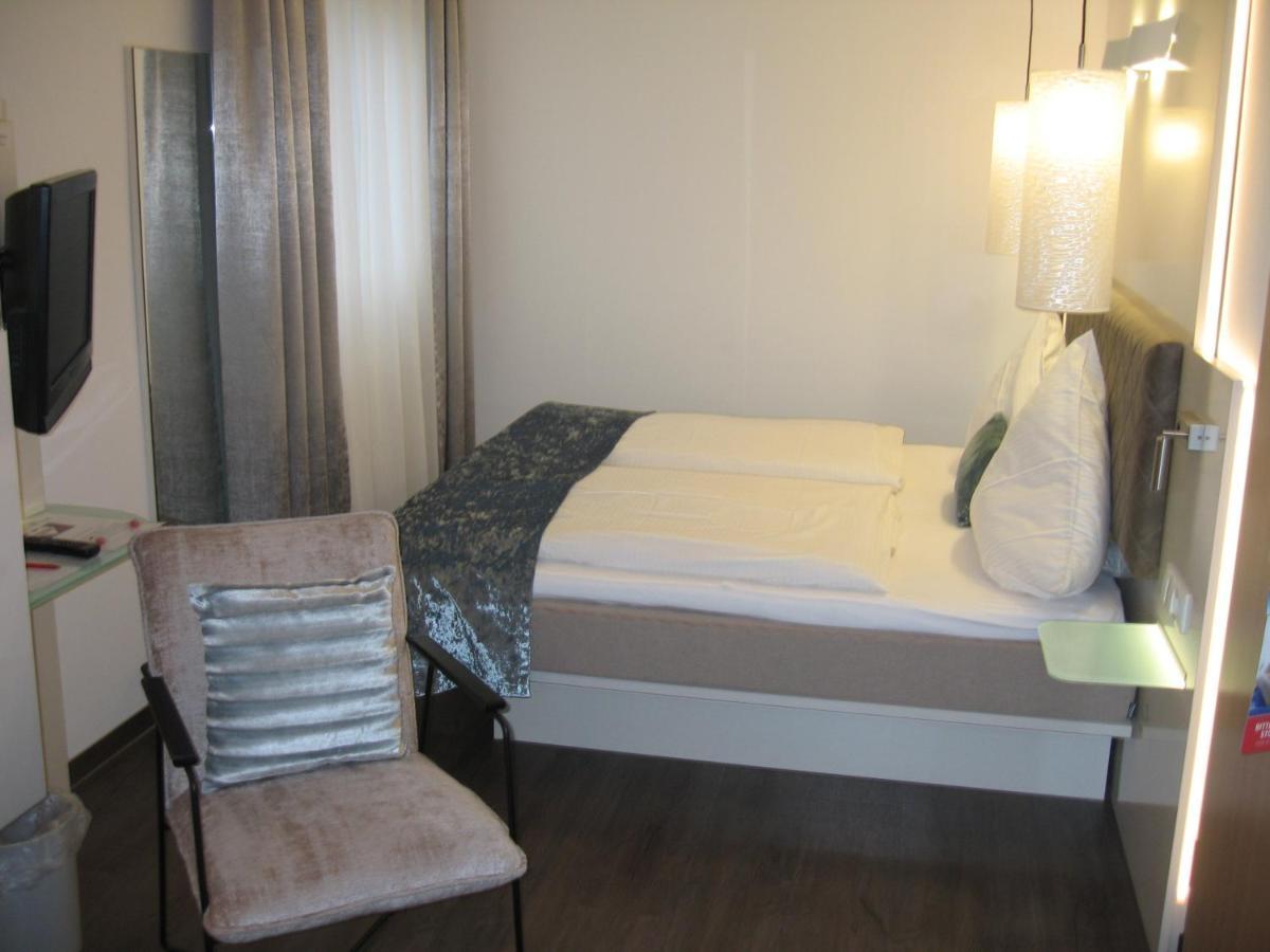 Hotel Windjammer Busum Bagian luar foto